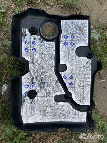 Крышка мотора