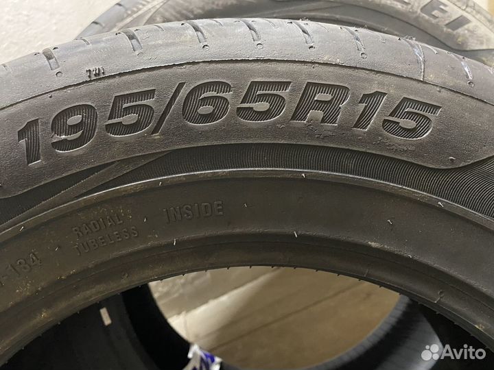 Viatti Strada 2 (V-134) 195/65 R15