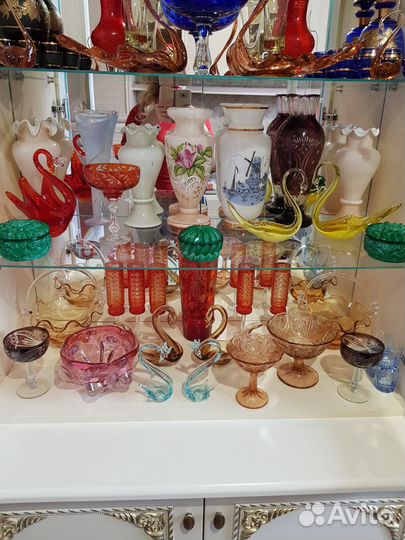 Старинный цветной хрусталь и стекло