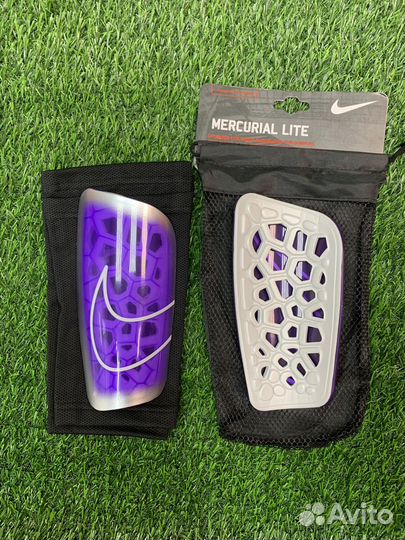 Футбольные щитки Nike