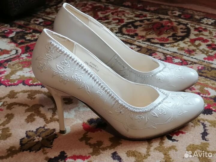 Свадебные аксессуары для невесты