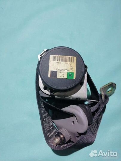 Ремень безопасности задний Mitsubishi Space Star