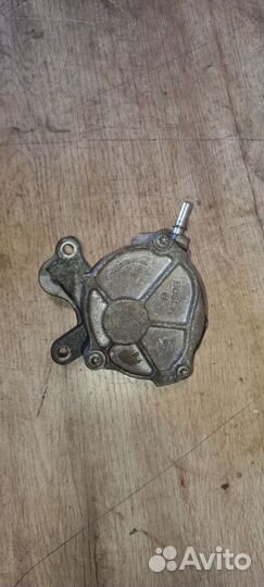 Насос вакуумный ford kuga 1 2008-2012, volvo