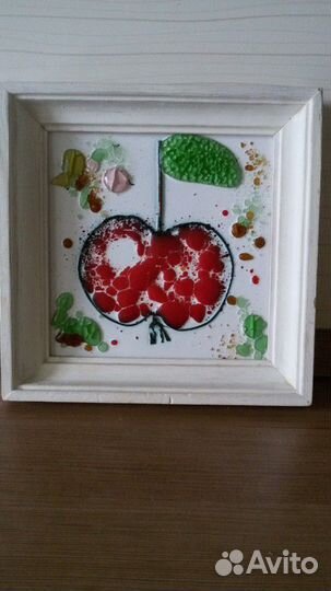 Декоративные изделия из стекла и керамики