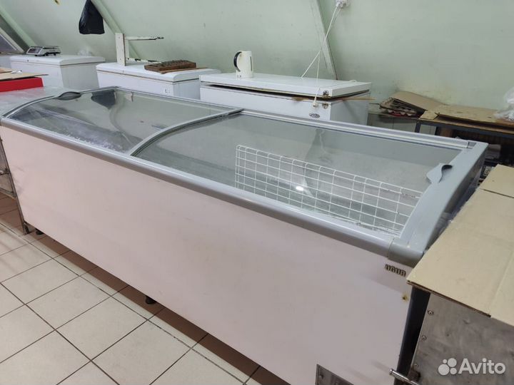 Бонета 2,5 метра морозильный ларь