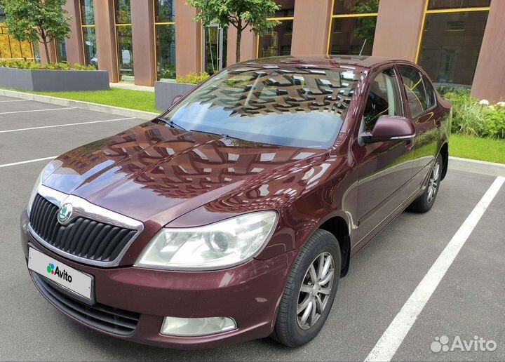 Skoda Octavia 1.6 AT, 2010, 219 000 км
