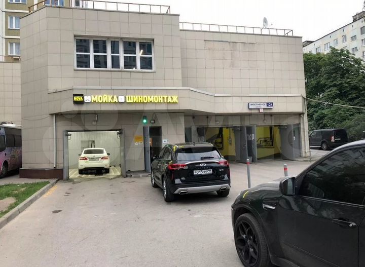 Машиноместо, 18 м²