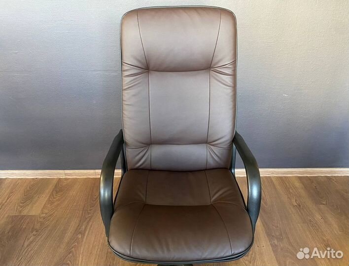 Компьютерное кресло от производителя
