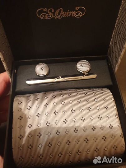 Галстук, заколка и запонки S.Quire