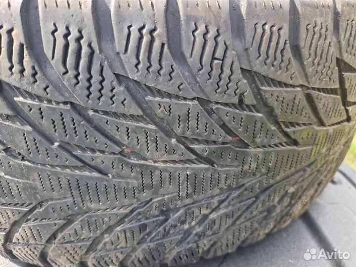 Nokian Tyres Hakkapeliitta R2 245/50 R18