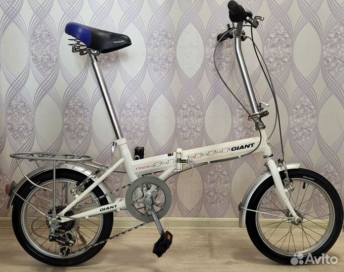 Складной велосипед Giant FD606 белый