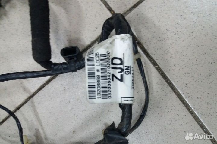 Проводка передней двери Opel Astra H