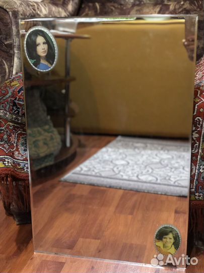 Зеркало интерьерное