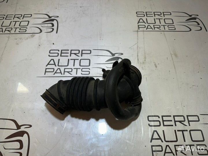 Патрубок воздушного фильтра Kia Rio 2 JB G4EE 2011