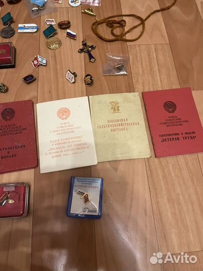 Медали статуи винтаж