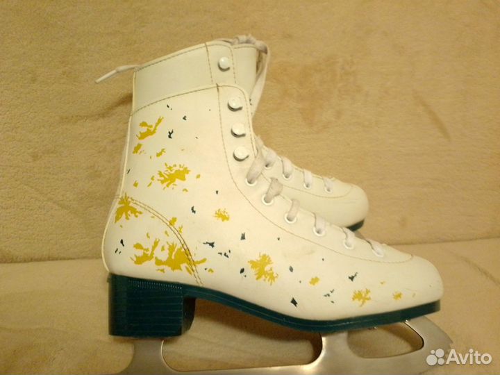 Коньки фигурные 35-36 размер