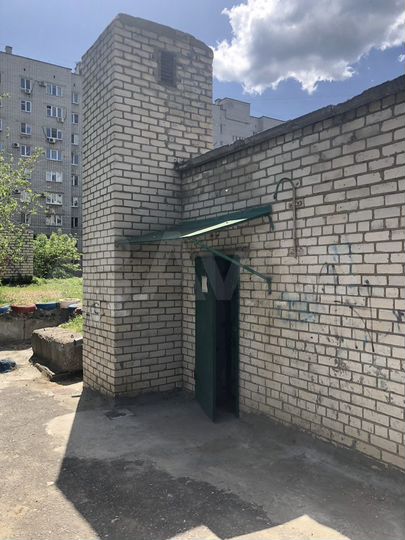Гараж