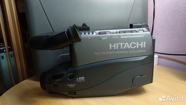 Видеокамера Hitachi VM-2780E VHS