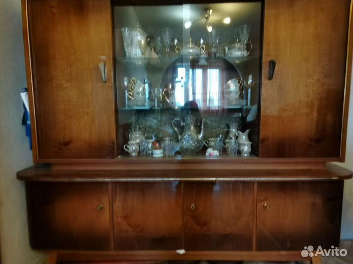 Буфеты и серванты старинные ГДР