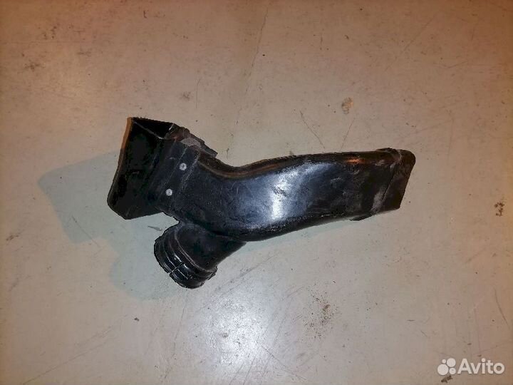 Патрубок воздушного фильтра 16554WF900 Nissan Libe