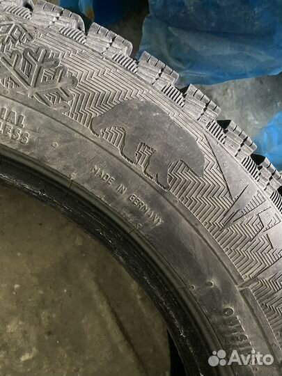 Gislaved Nord Frost 200 225/60 R18 104T