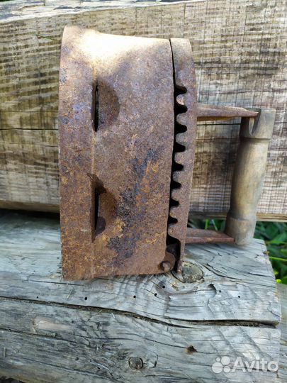 Утюг угольный