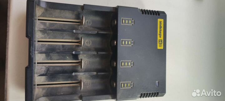 Зарядное устройство nitecore Intellcharger i4 EU