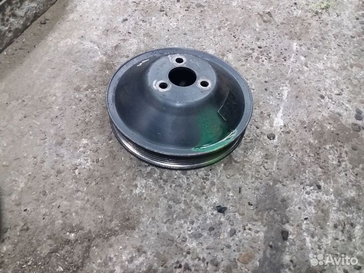 Шкив насоса гур mb w124