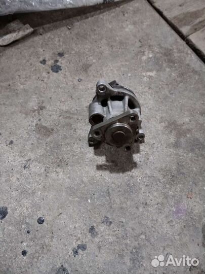 Форд Фокус 2 помпа 1,8