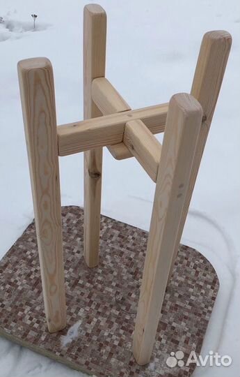 Подставки для цветочных горшков