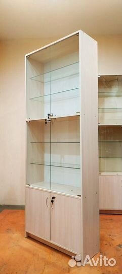 Торговые витрины для аксессуаров