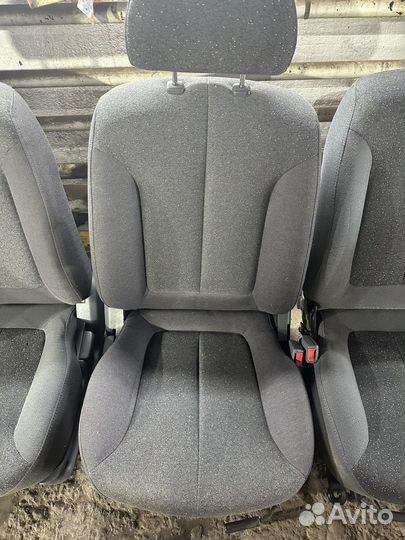 Hyundai accent сиденье переднее левое