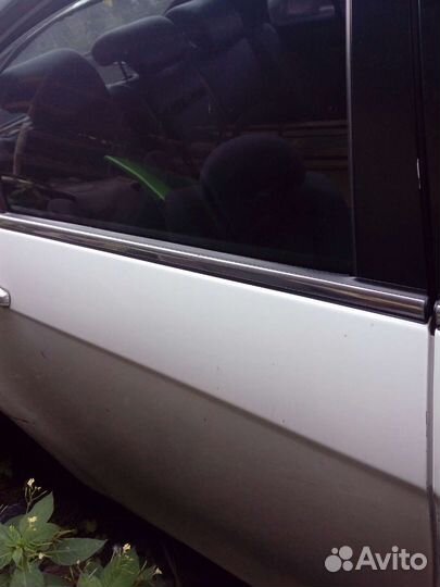 Geely emgrand ec7 дверь