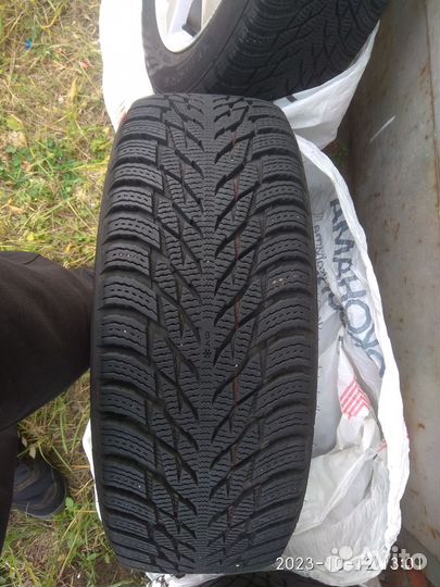 Nokian Tyres Hakkapeliitta R3 6.5/60 R16 99H