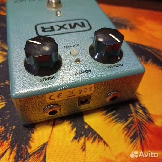 Гитарный эффект MXR Fuzz