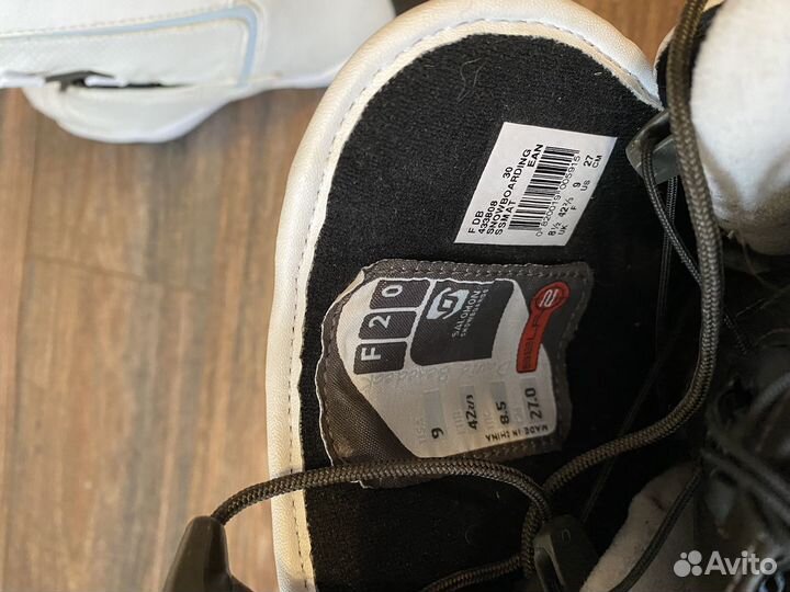 Сноубордические ботинки 40,5