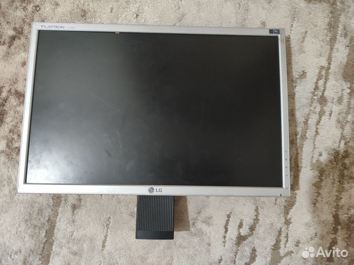 Монитор LG 19'