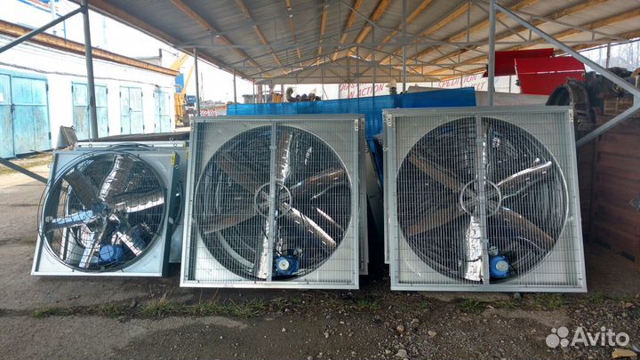 Разгонный осевой вентилятор для фермы крс