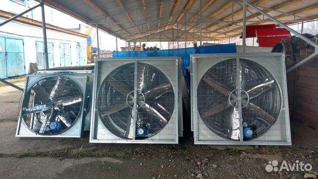 Разгонный осевой вентилятор для фермы крс