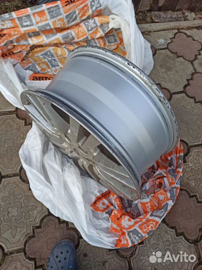 Диски Дискавери r19