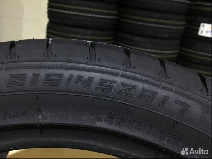 Windforce Catchfors UHP 215/45 R17 91W