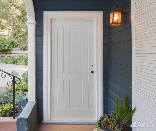Дверь входная тёплая из массива в финском стиле.М7