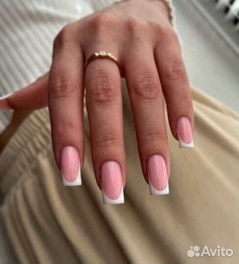 Маникюр педикюр