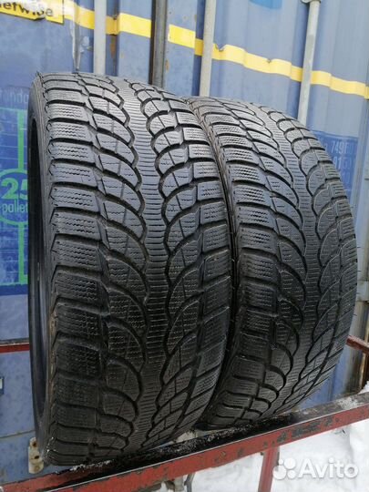 Bridgestone Blizzak LM-32 245/45 R18