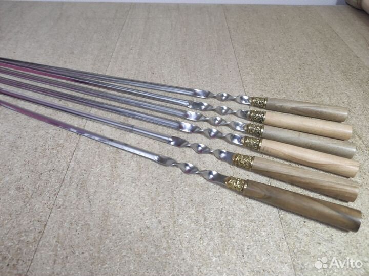 Подарочный набор шампуров с ручками из дерева орех