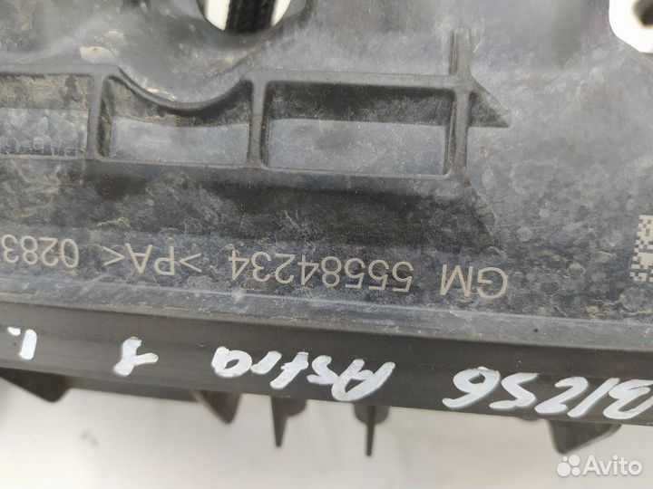 Коллектор впускной Opel Astra (J) 2014