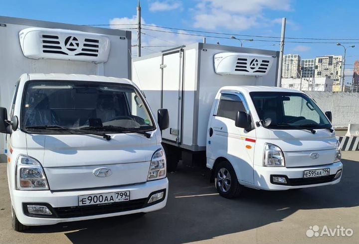 Водитель на авто компании porter