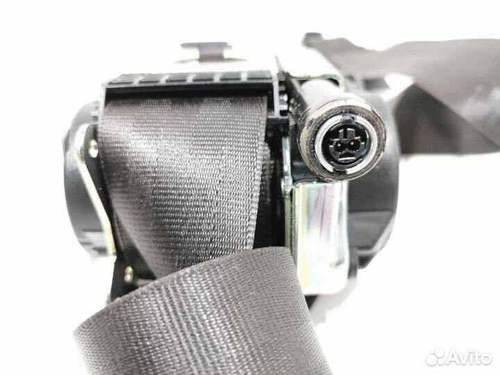 Ремень безопасности передний левый Land Rover