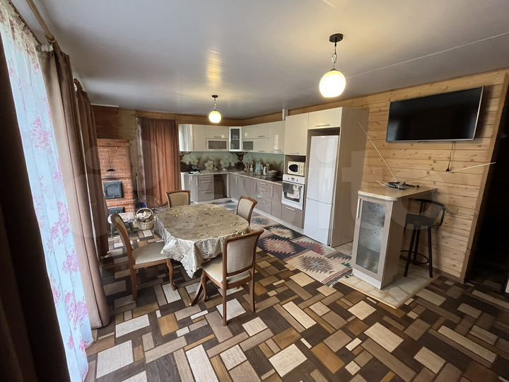 Дом 98 м² на участке 14 сот.