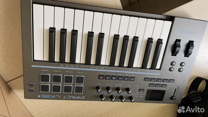Midi клавиатура nektar impact lx 25+